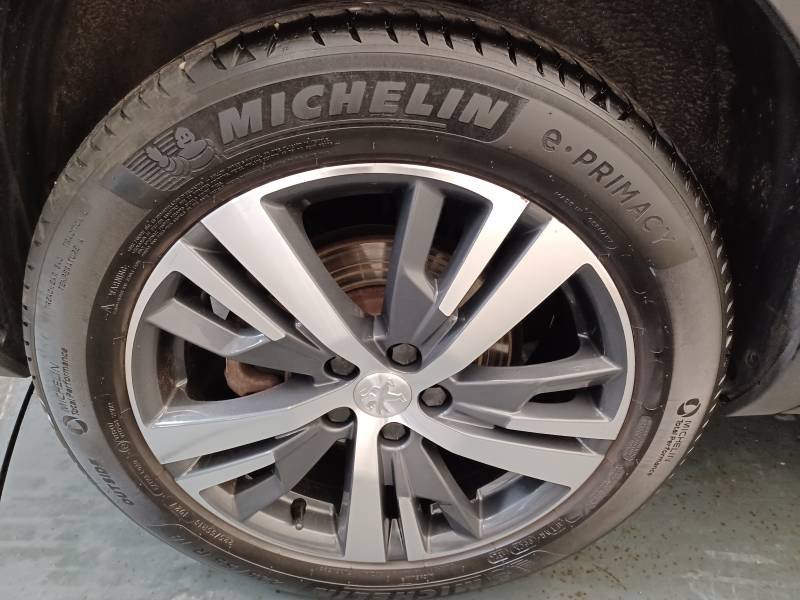 Peugeot 5008 - Photo 9