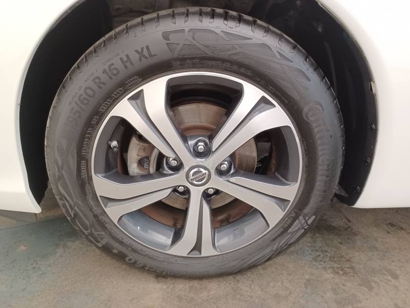 Nissan Pulsar - Photo 7