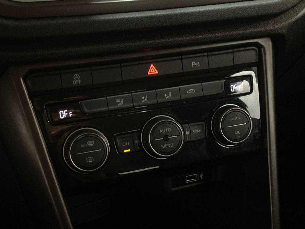 Volkswagen T-Roc - Photo 19