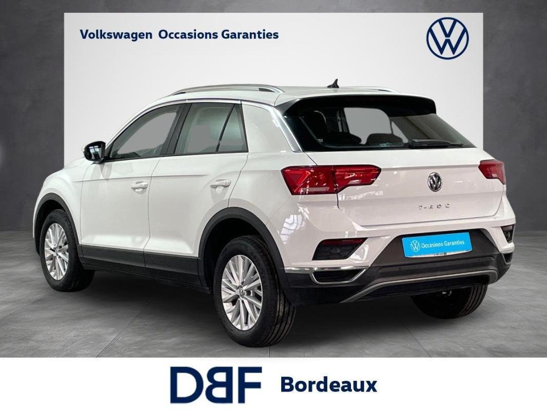 Volkswagen T-Roc - Photo 3