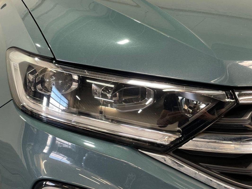 Volkswagen T-Roc - Photo 25