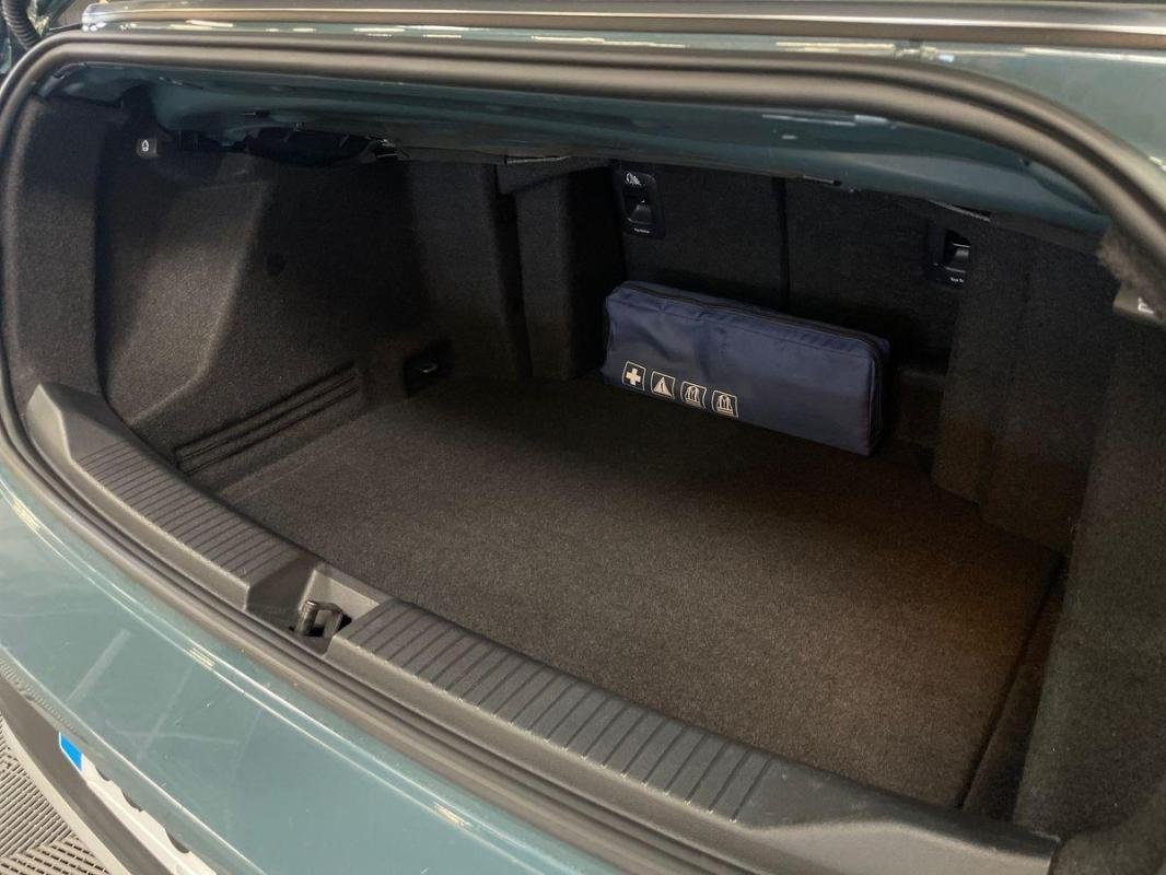 Volkswagen T-Roc - Photo 32