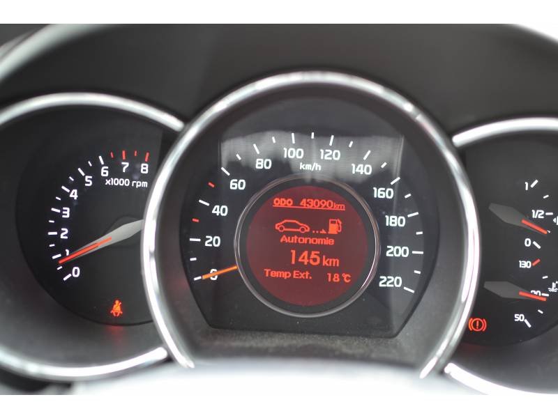 Kia Rio - Photo 47