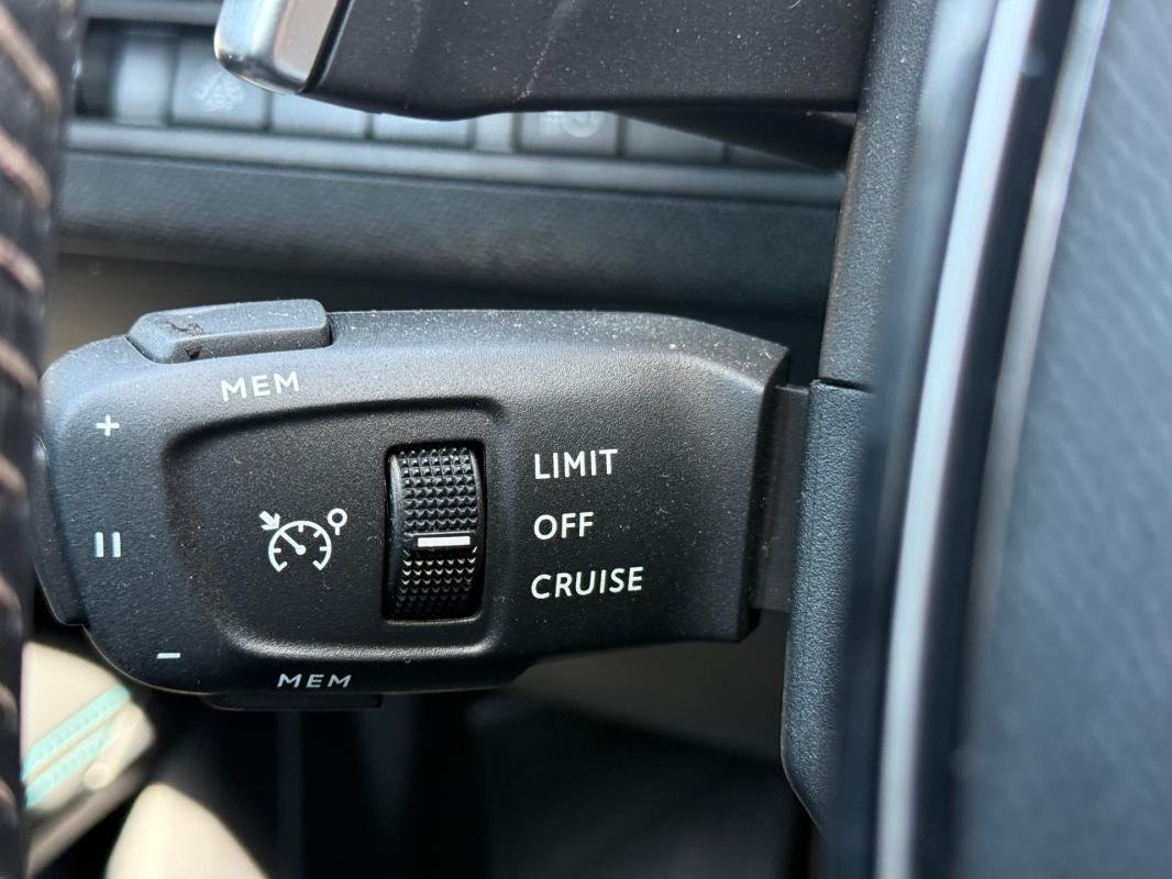Peugeot 3008 - Photo 12
