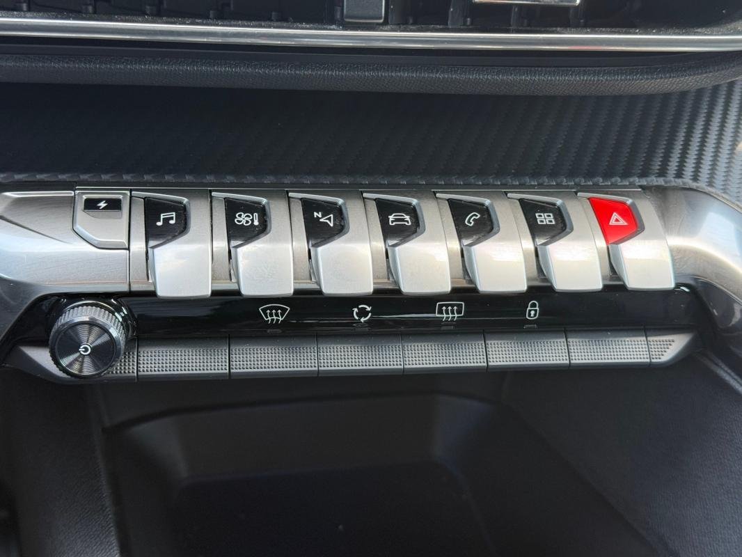 Peugeot 3008 - Photo 17