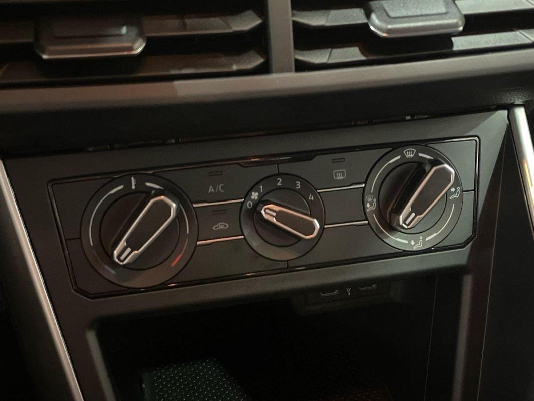 Volkswagen Polo - Photo 19