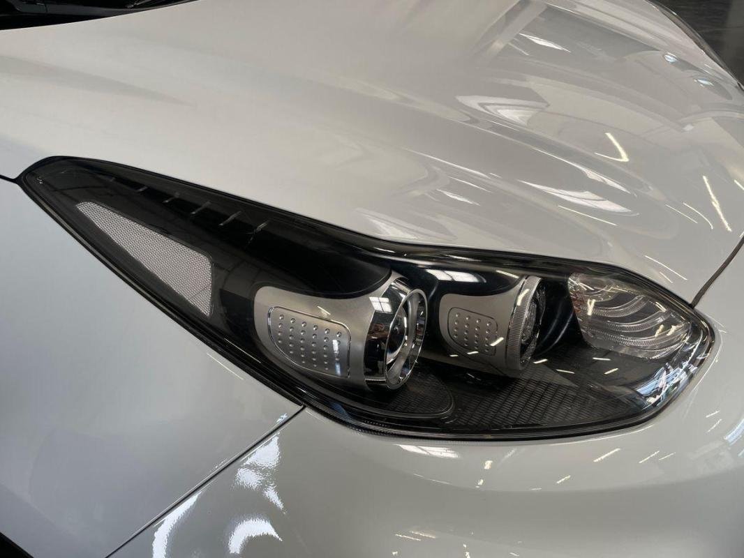 Kia Sportage - Photo 15