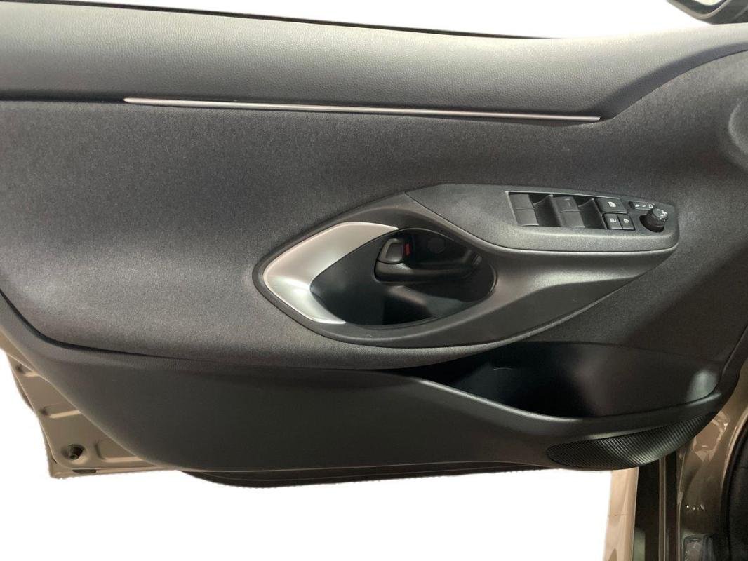 Toyota Yaris - Photo 15