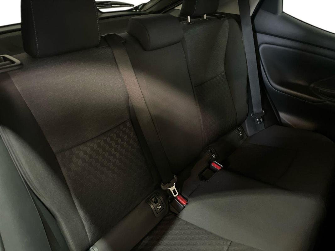 Toyota Yaris - Photo 23
