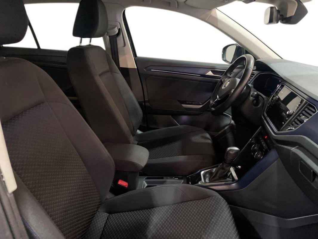 Volkswagen T-Roc - Photo 13