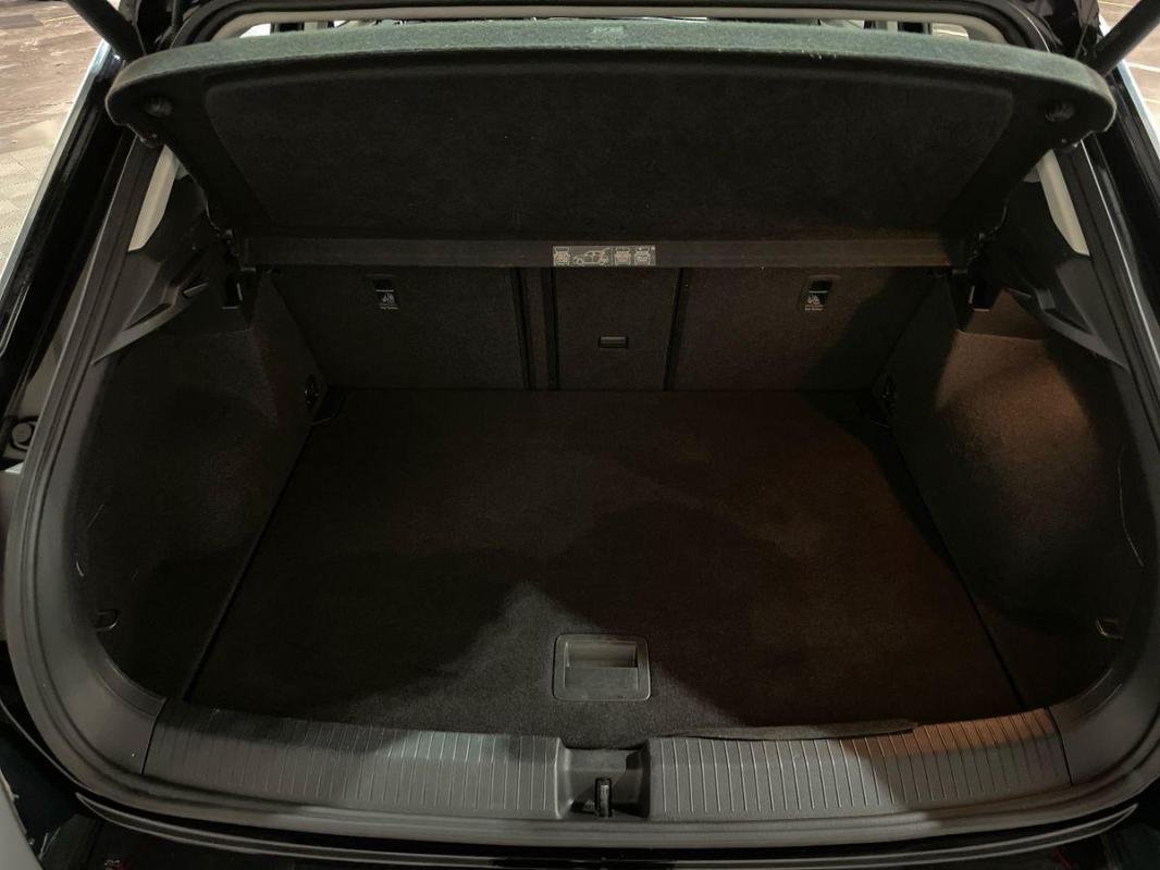 Volkswagen T-Roc - Photo 31