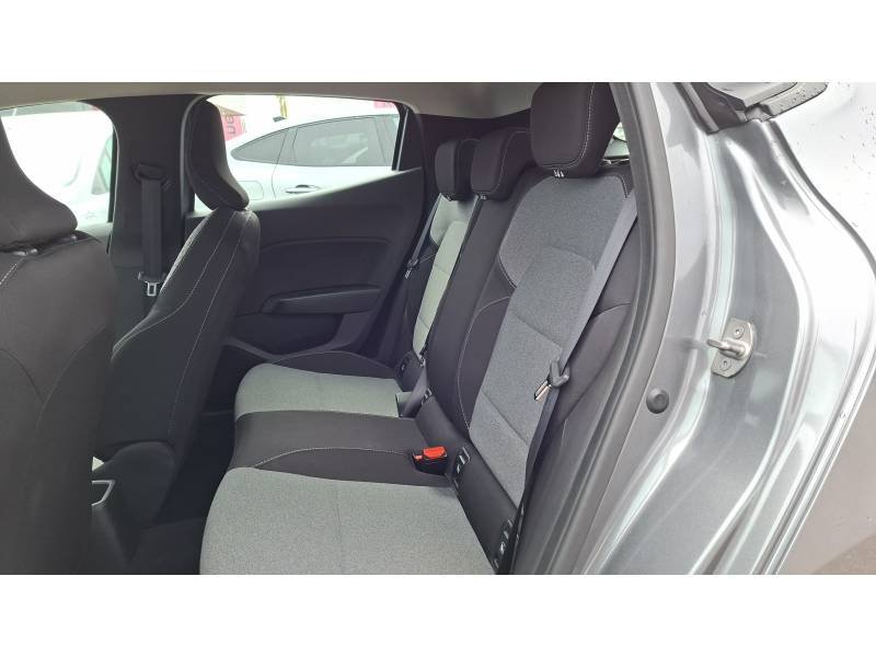 Renault Clio - Photo 25