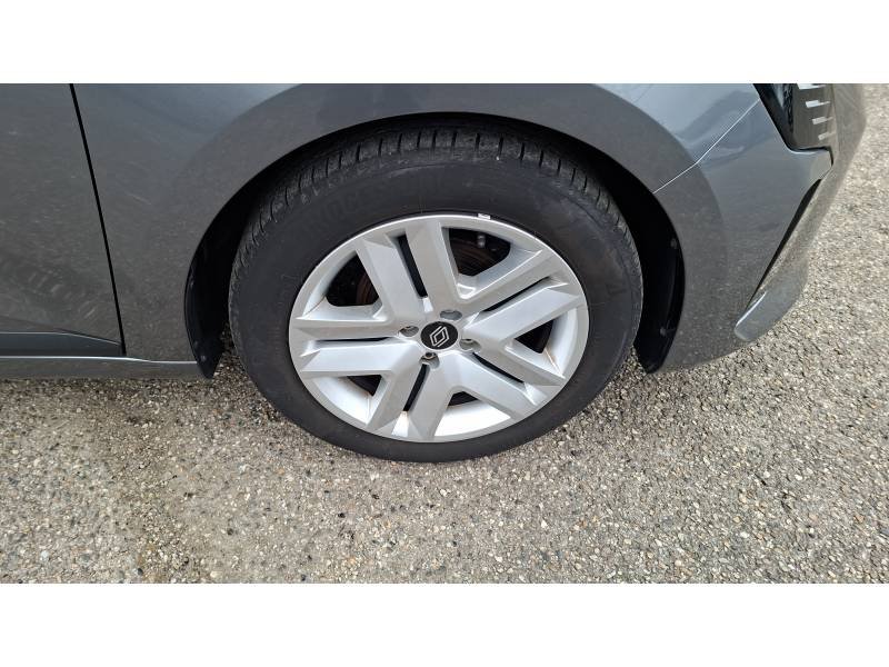 Renault Clio - Photo 32