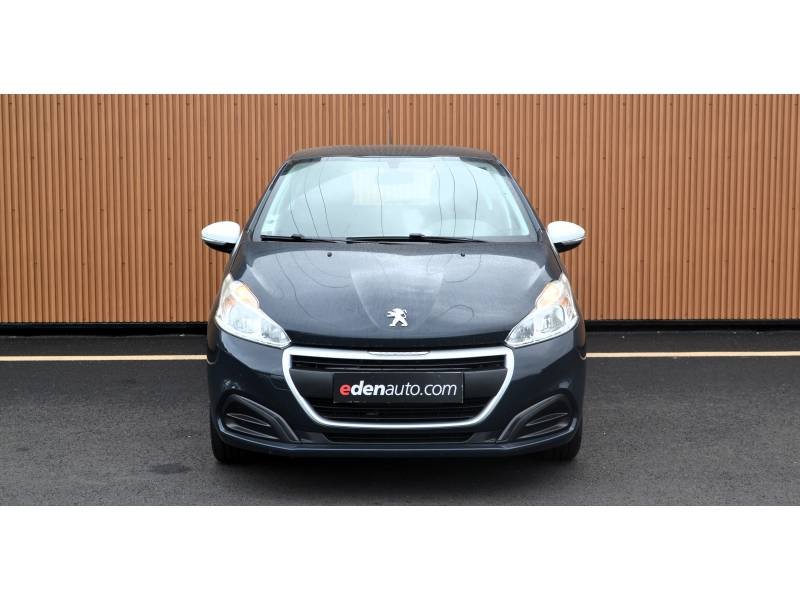 Peugeot 208 - Photo 2