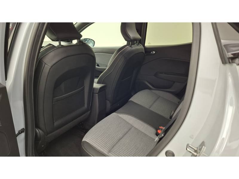 Renault Clio - Photo 22