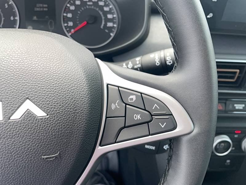 Dacia Sandero - Photo 25