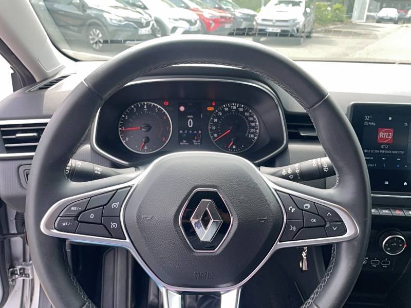 Renault Clio - Photo 24