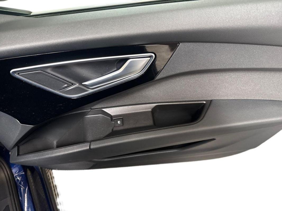 Audi Q4 e-tron - Photo 15
