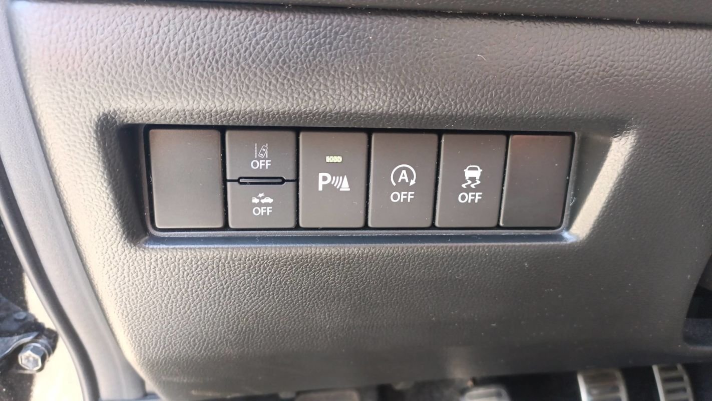 Suzuki Swift - Photo 13