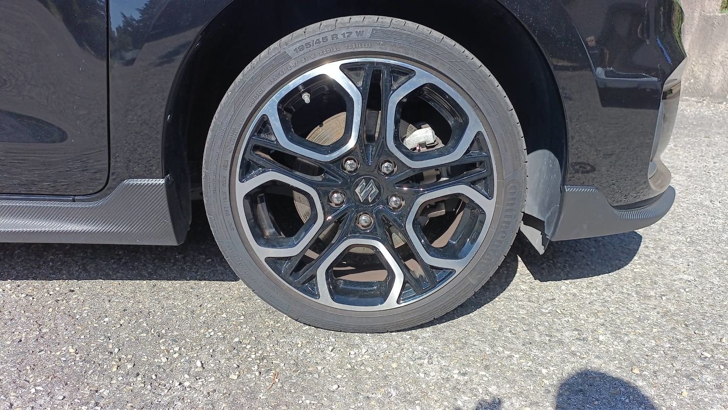 Suzuki Swift - Photo 17