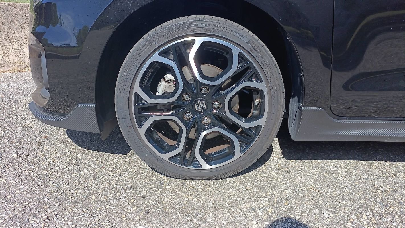 Suzuki Swift - Photo 18