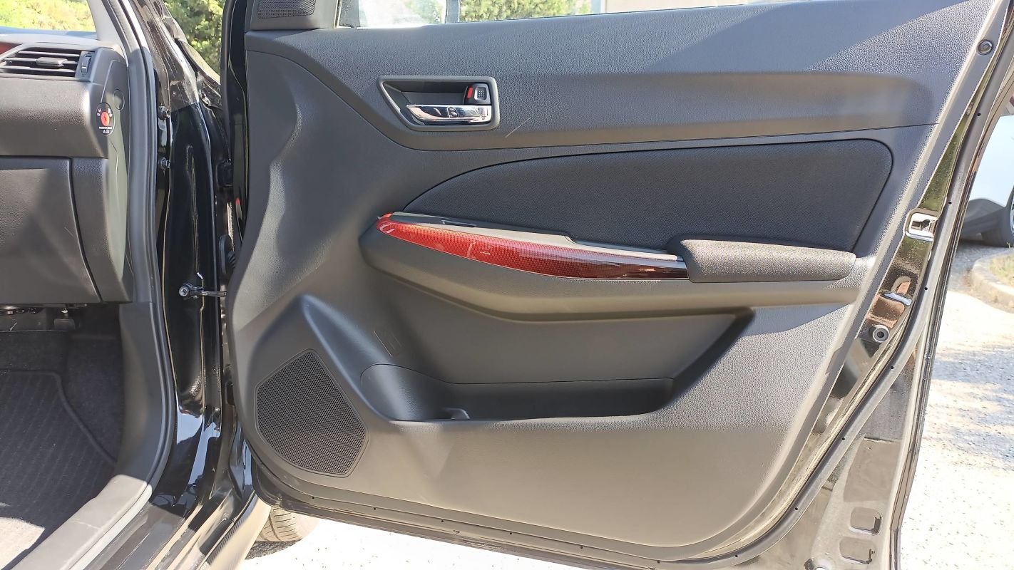 Suzuki Swift - Photo 22