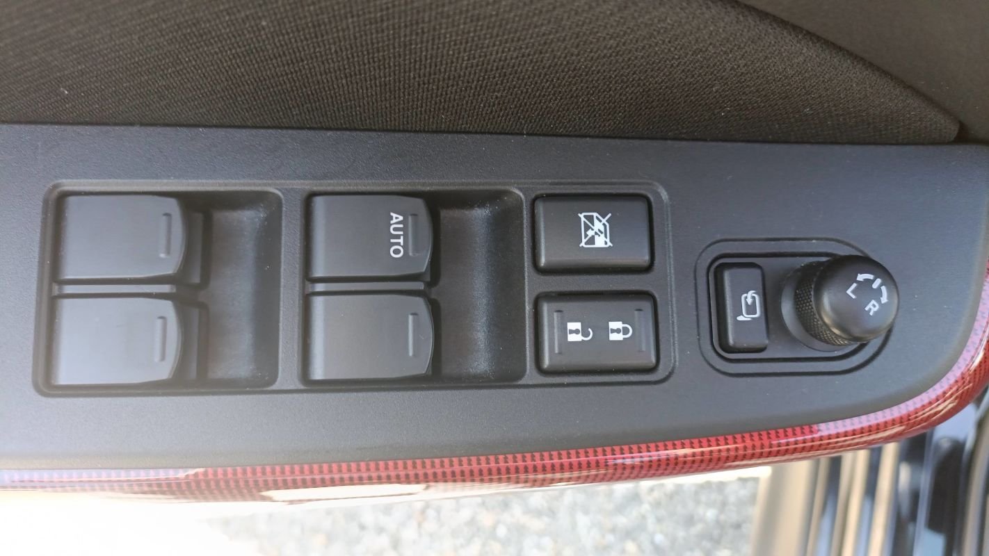 Suzuki Swift - Photo 23