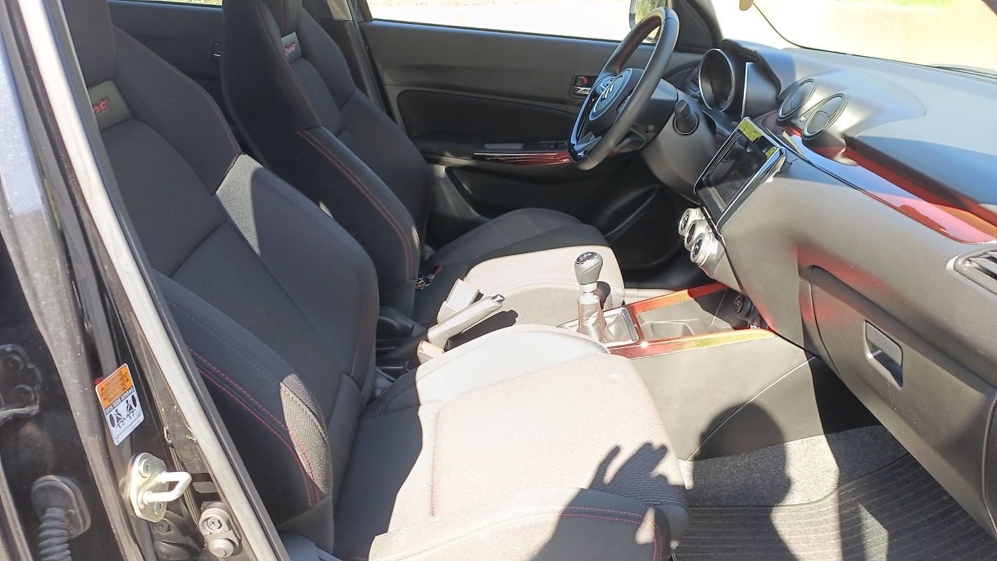 Suzuki Swift - Photo 26