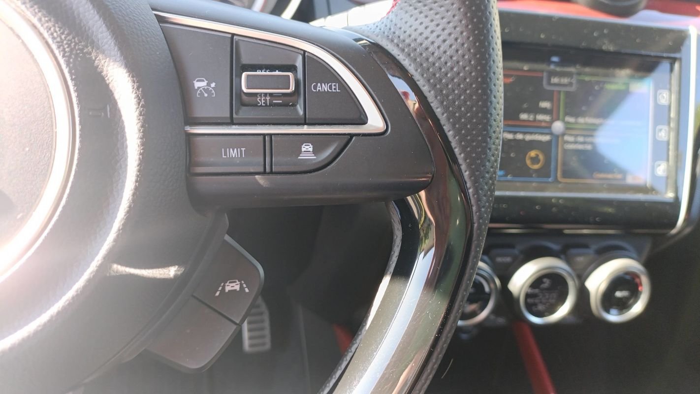 Suzuki Swift - Photo 29