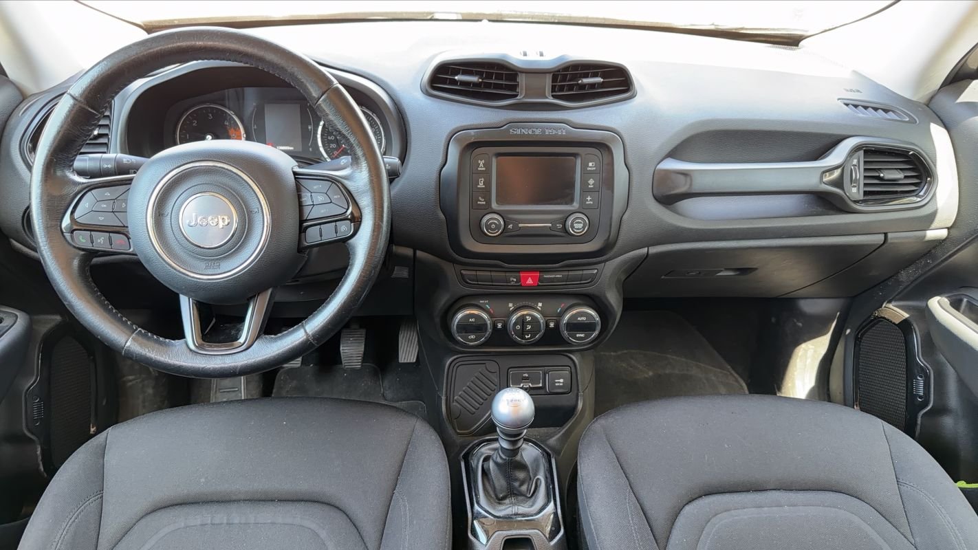Jeep Renegade - Photo 11