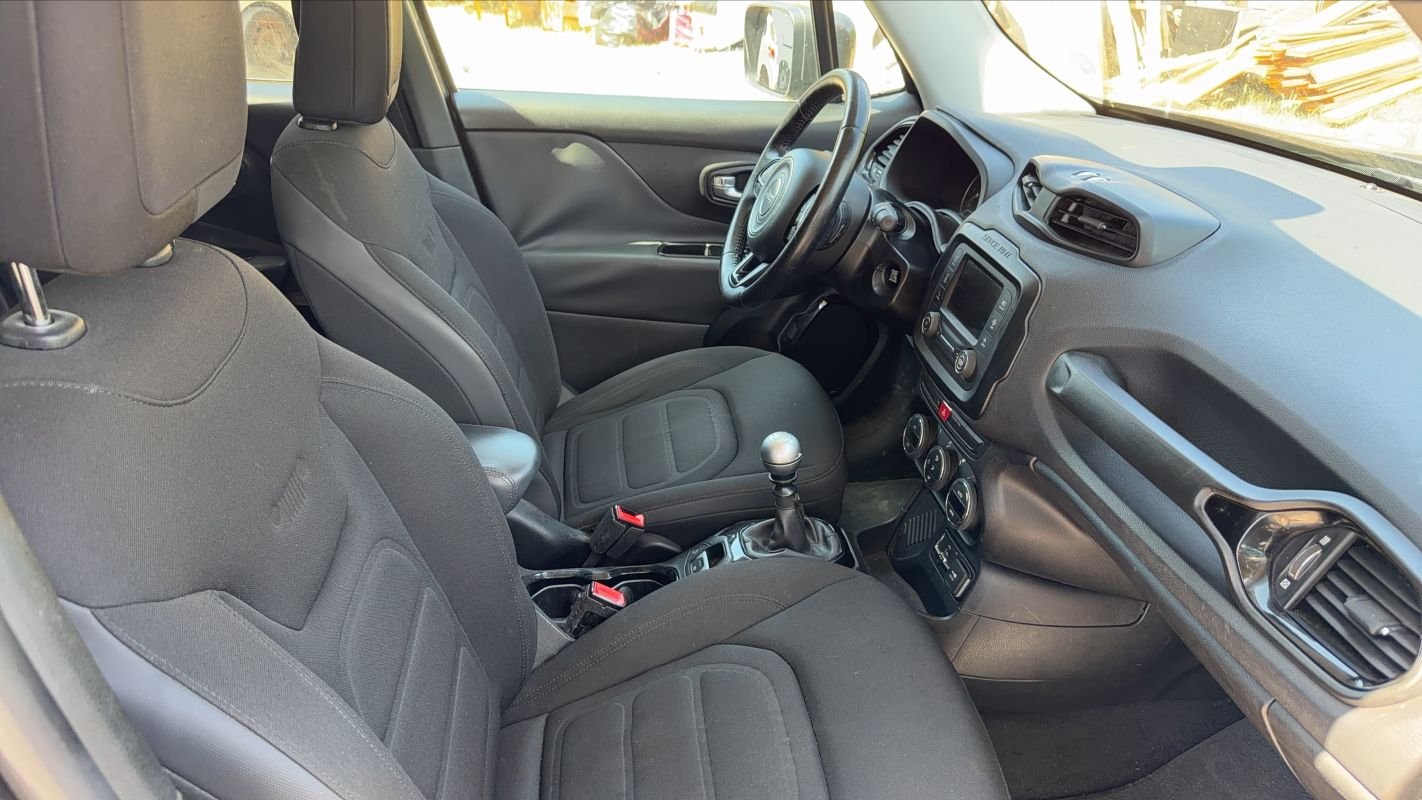 Jeep Renegade - Photo 25