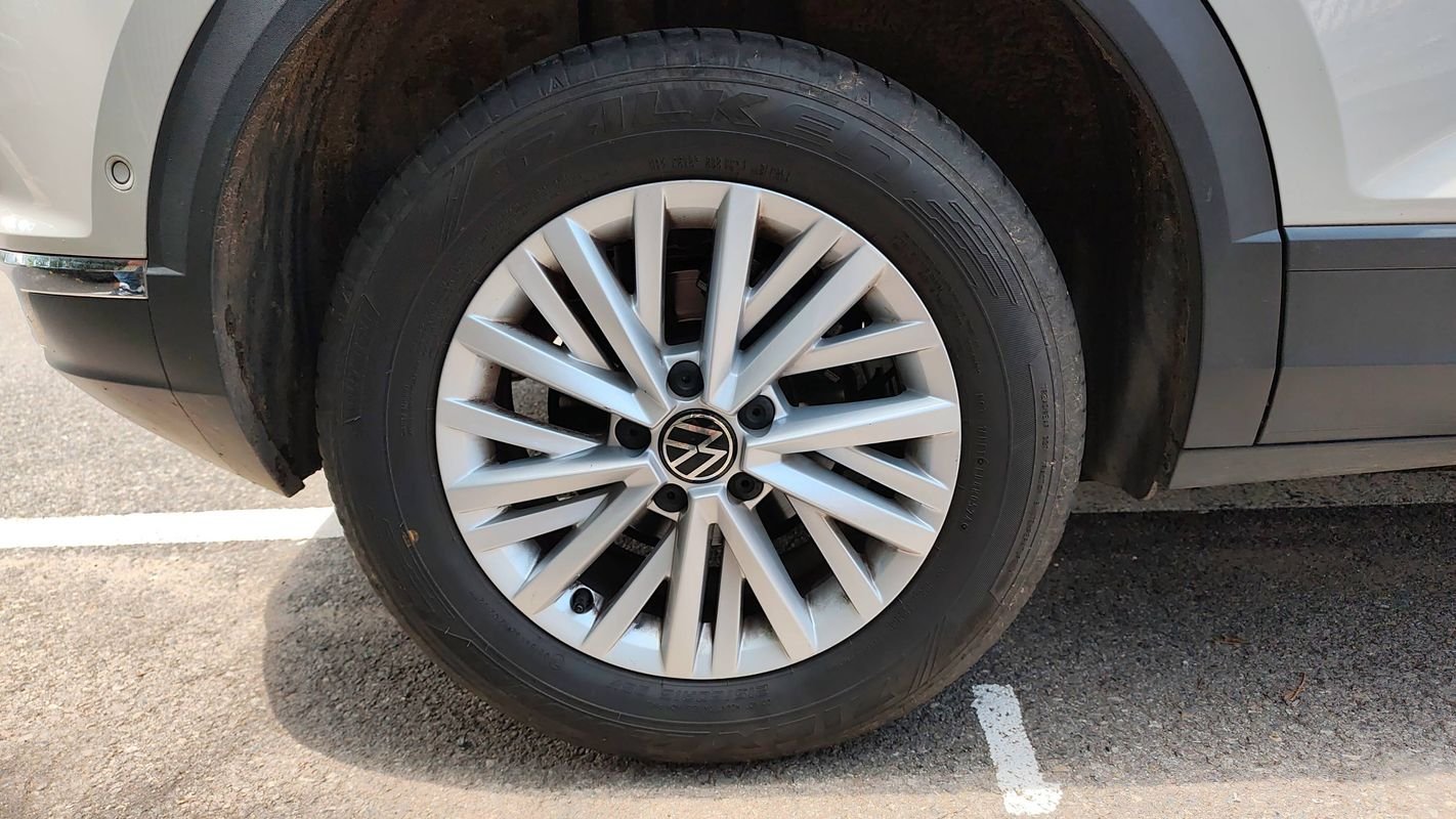 Volkswagen T-Roc - Photo 16