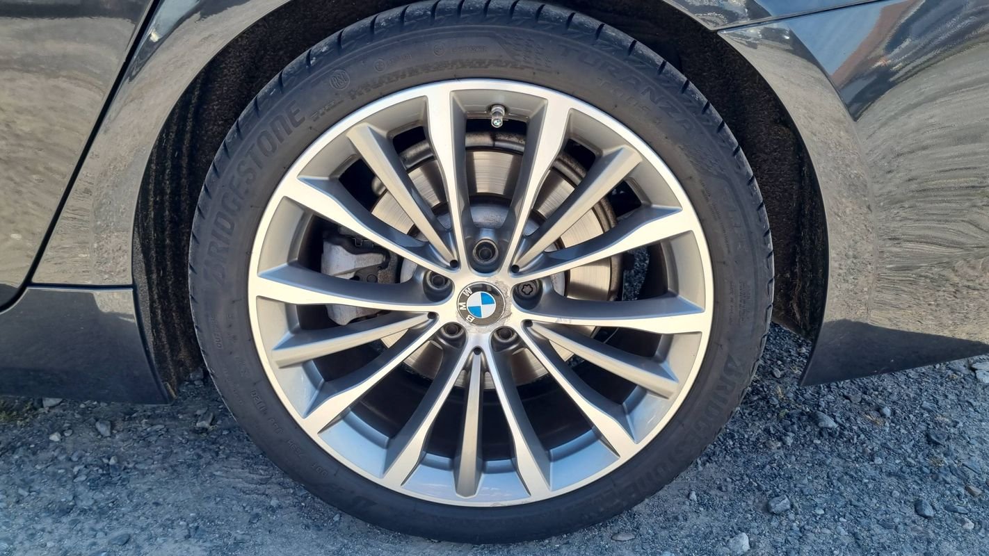 BMW Série 5 - Photo 19