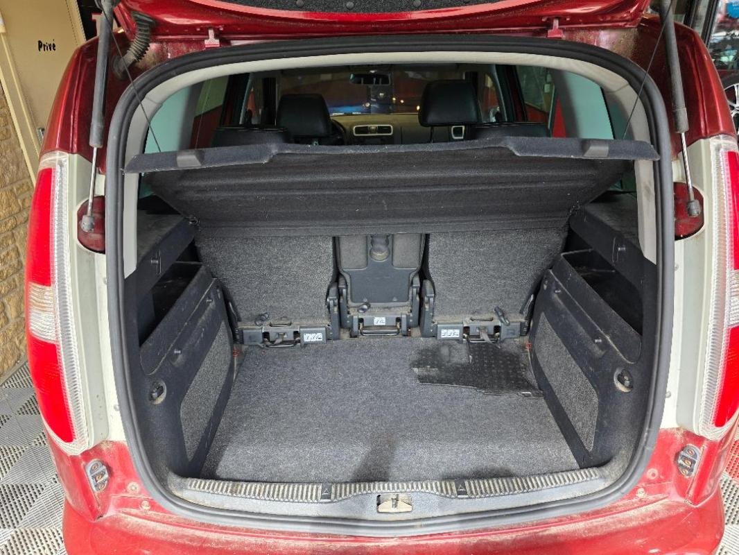 Skoda Roomster - Photo 15