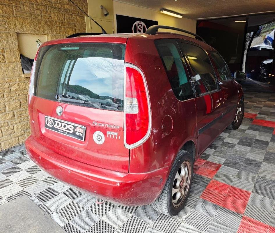Skoda Roomster - Photo 2