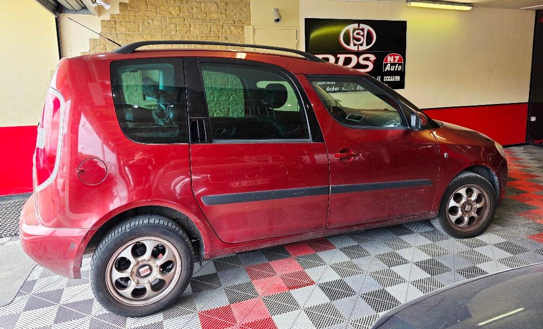 Skoda Roomster - Photo 10