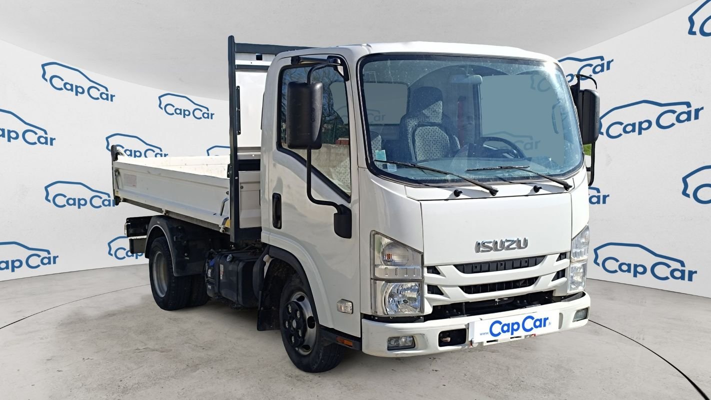 Isuzu M21 - Photo 29