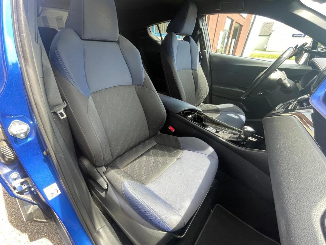 Toyota C-HR - Photo 13