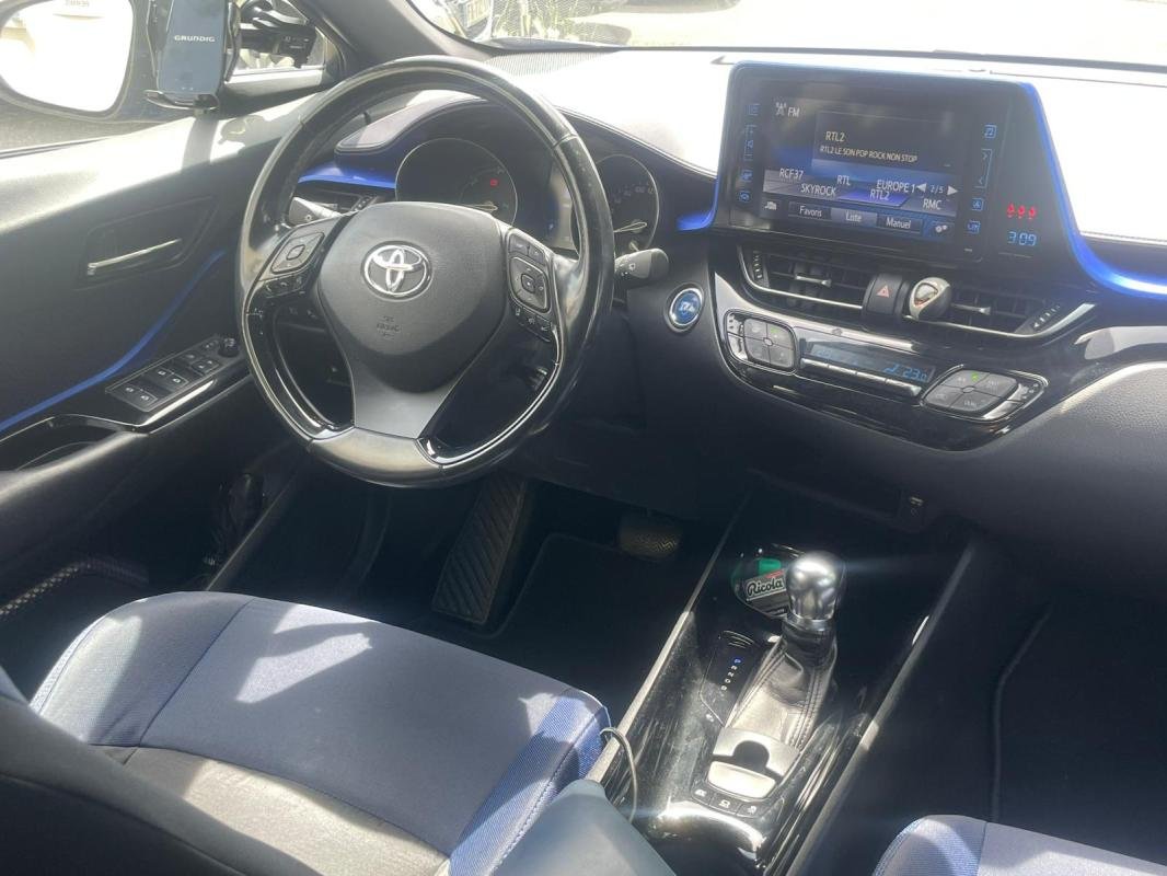 Toyota C-HR - Photo 9