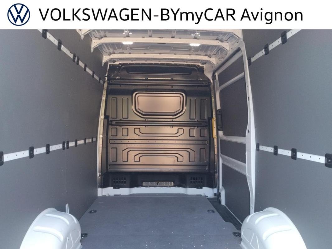 Volkswagen Crafter - Photo 23
