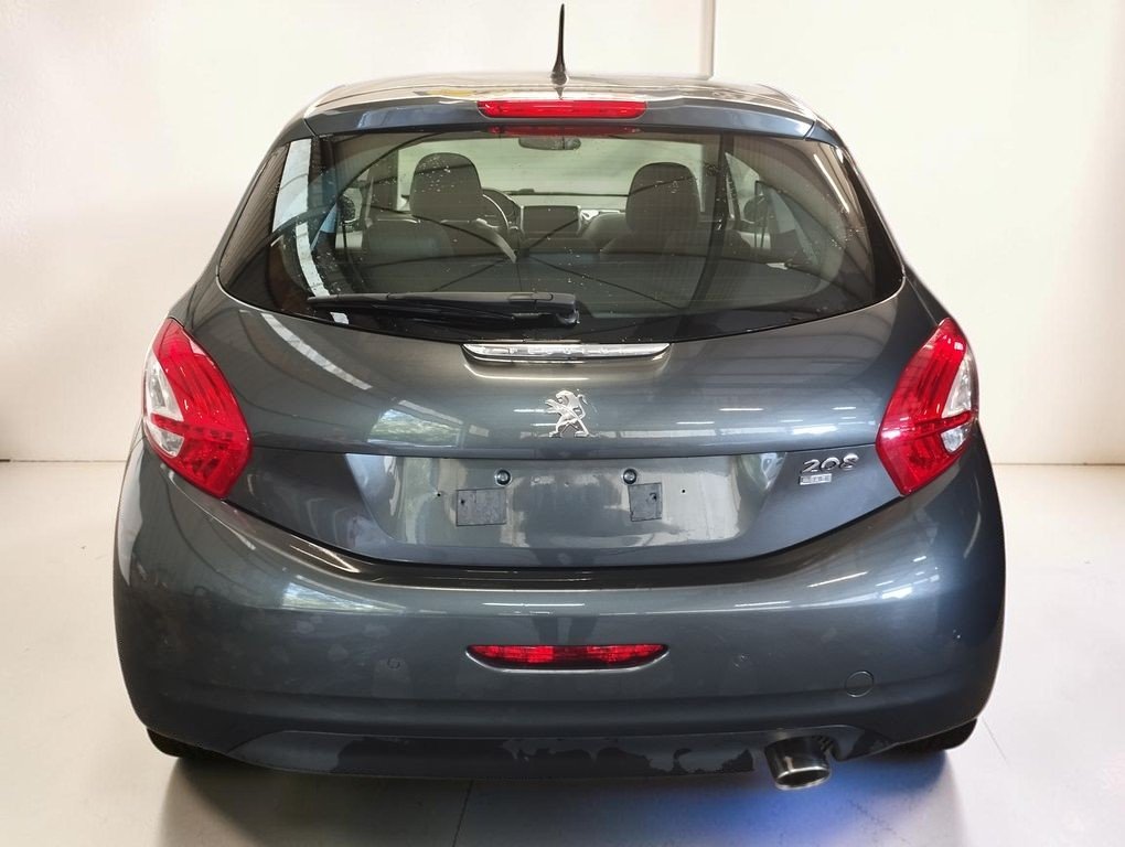 Peugeot 208 - Photo 5