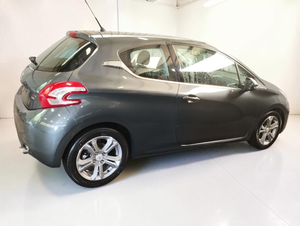Peugeot 208 - Photo 7