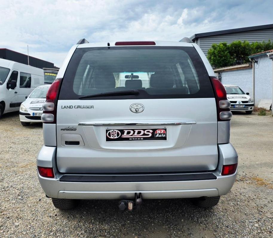 Toyota Land Cruiser - Photo 15