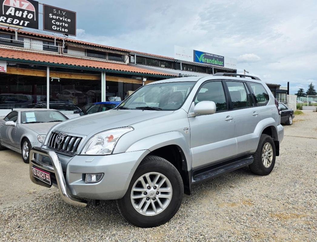 Toyota Land Cruiser - Photo 8