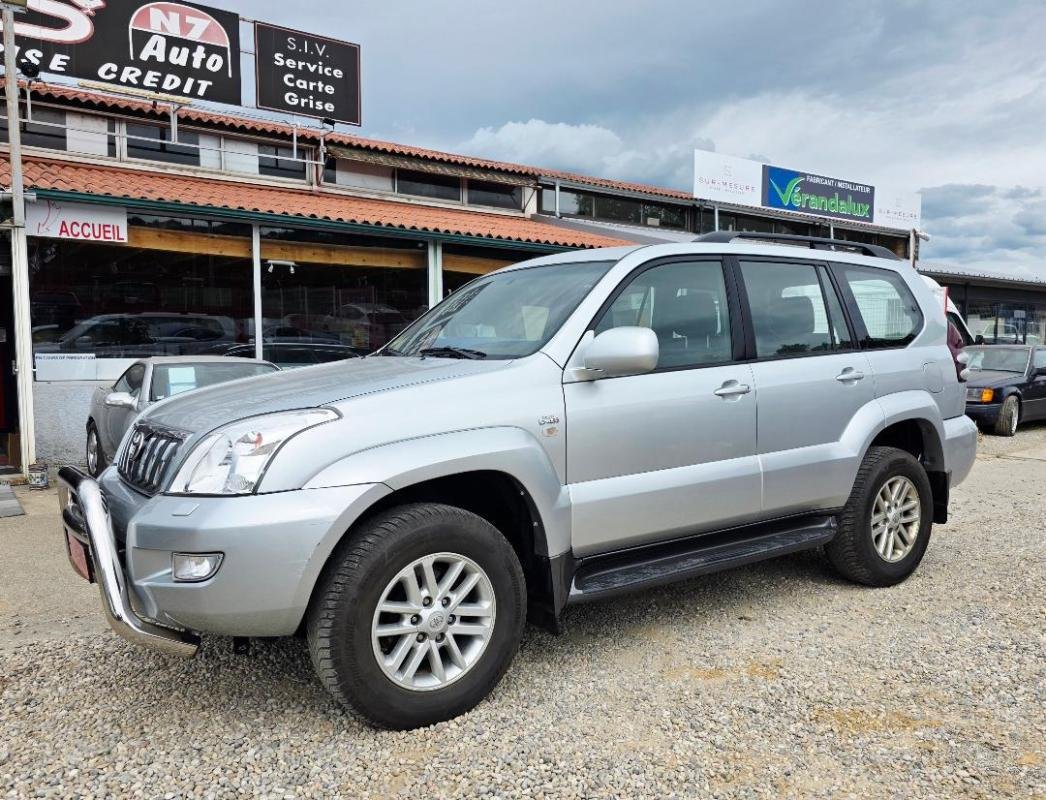 Toyota Land Cruiser - Photo 10