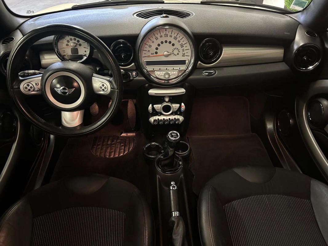 Mini Cooper - Photo 11