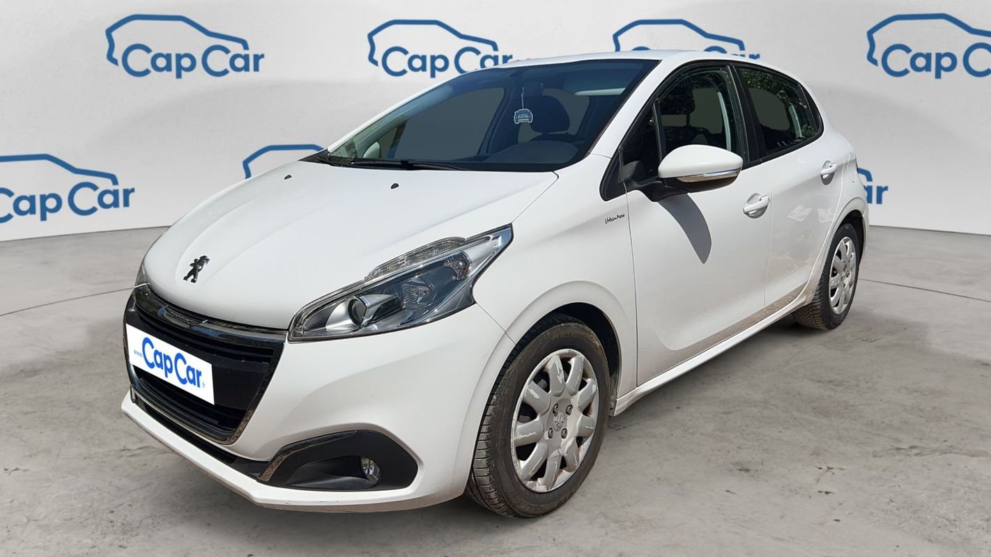 Peugeot 208 - Photo 1