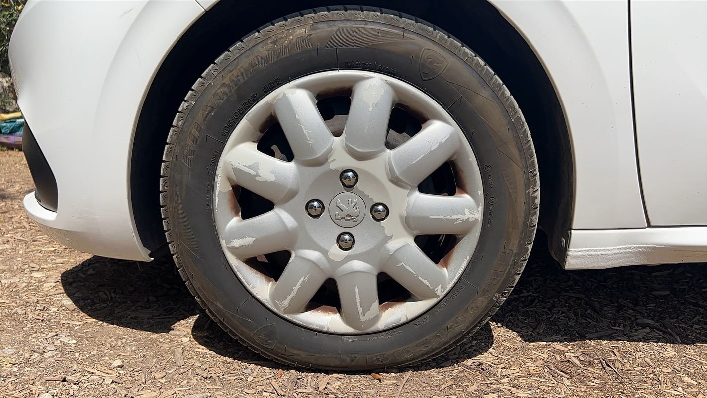 Peugeot 208 - Photo 18