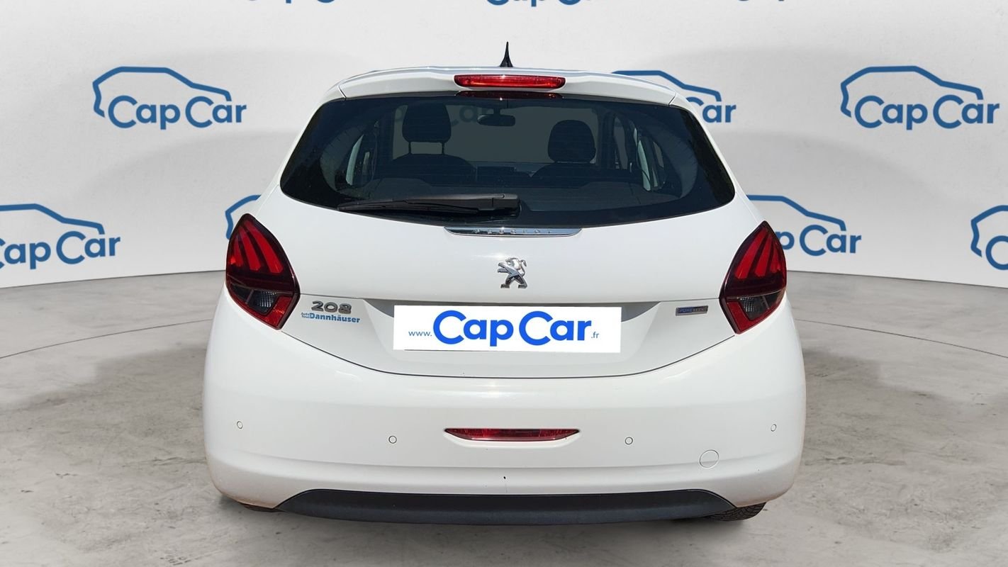 Peugeot 208 - Photo 3