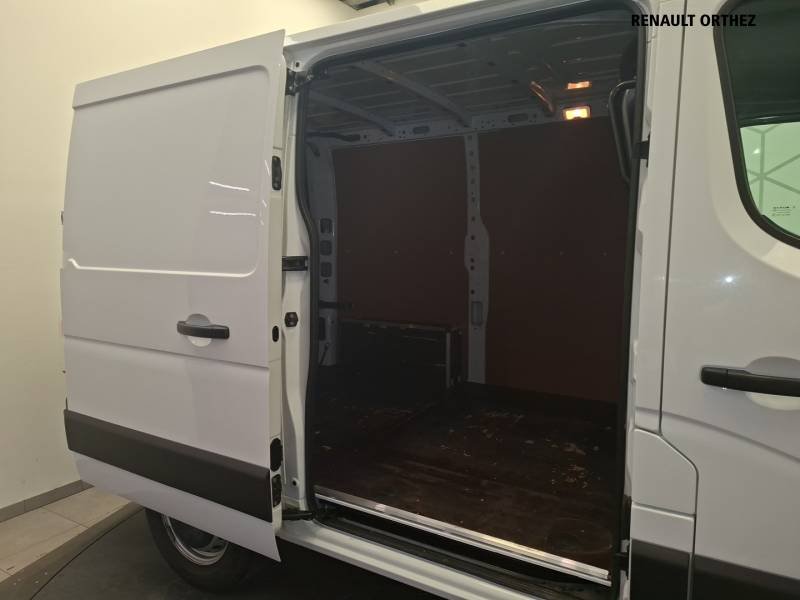 Renault Master - Photo 18